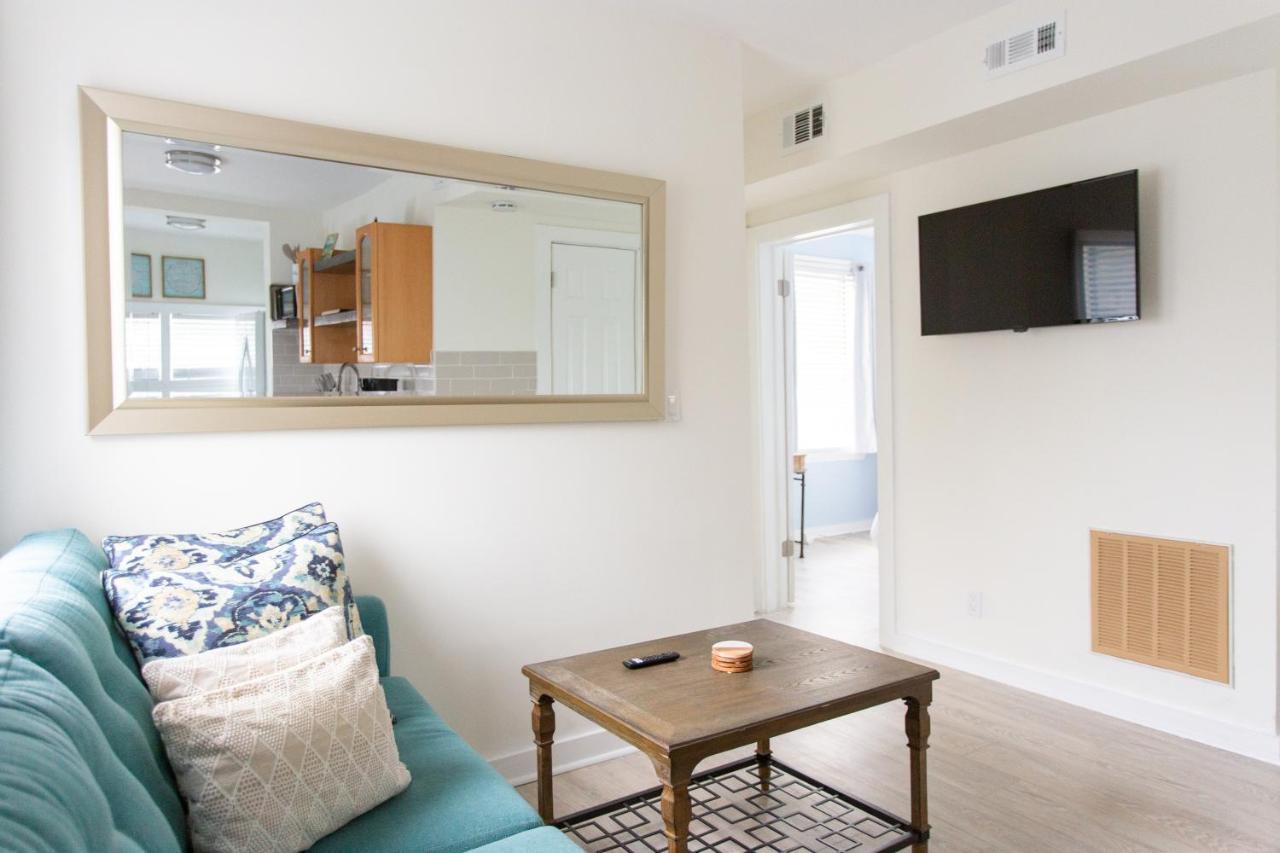 Central & Comfortable Home Walk To The Beach! Jacksonville Beach Buitenkant foto